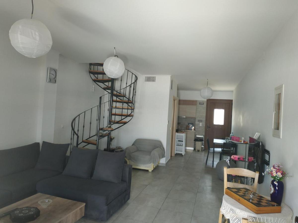 Two-Storey House In Kardamyla Mármaron Dış mekan fotoğraf